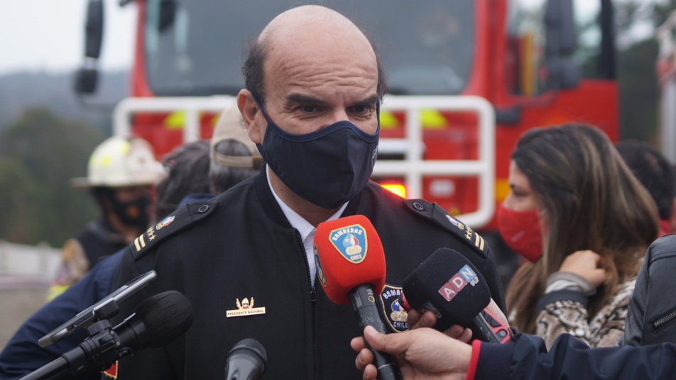 “Son pocos los Cuerpos de Bomberos que con fondos propios adquieran tres unidades simultáneas”, Presidente Nacional 